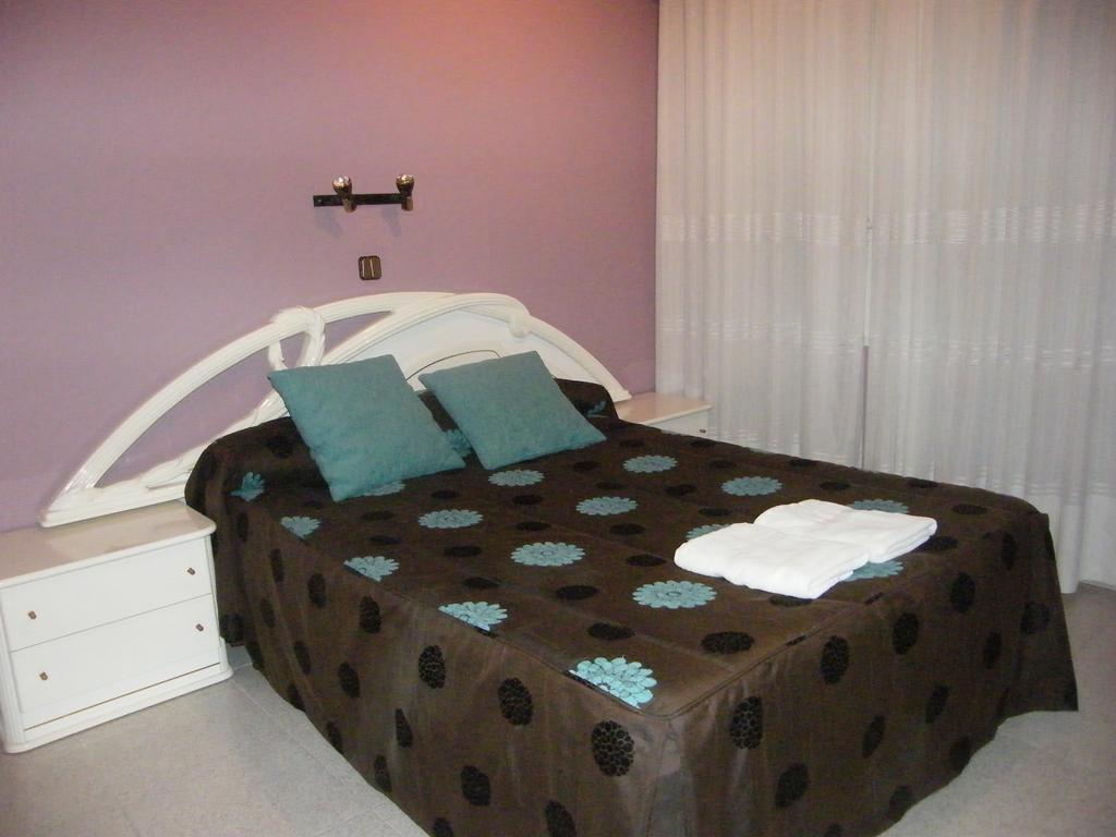 Hostal Dulcinea Esquivias Quarto foto